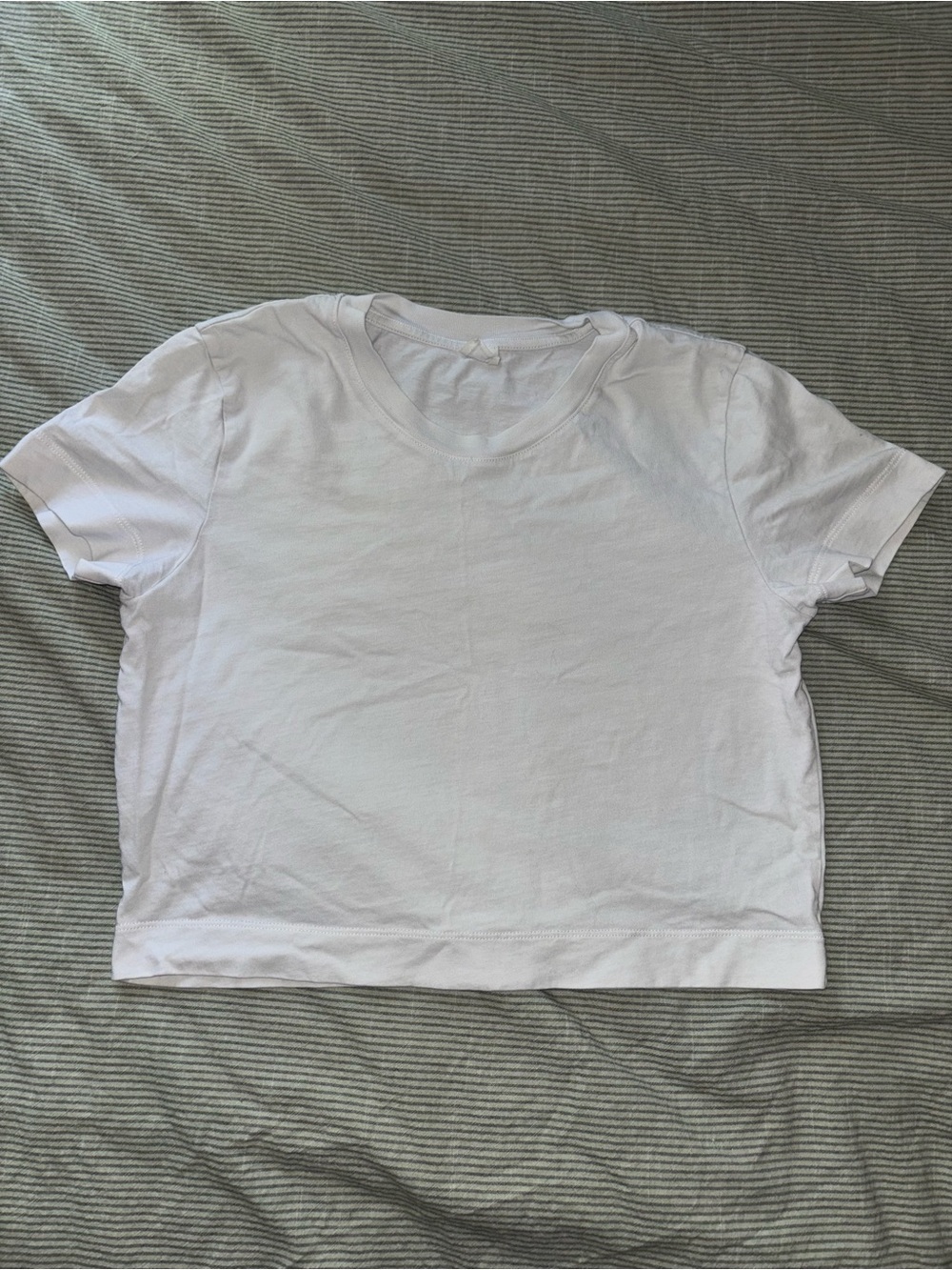 Wilfred weekender tee shirt